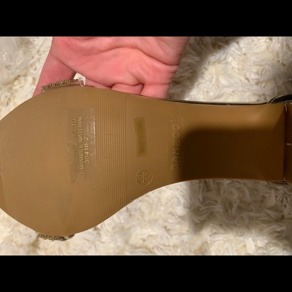 Gold Heels - Picture 5 of 6